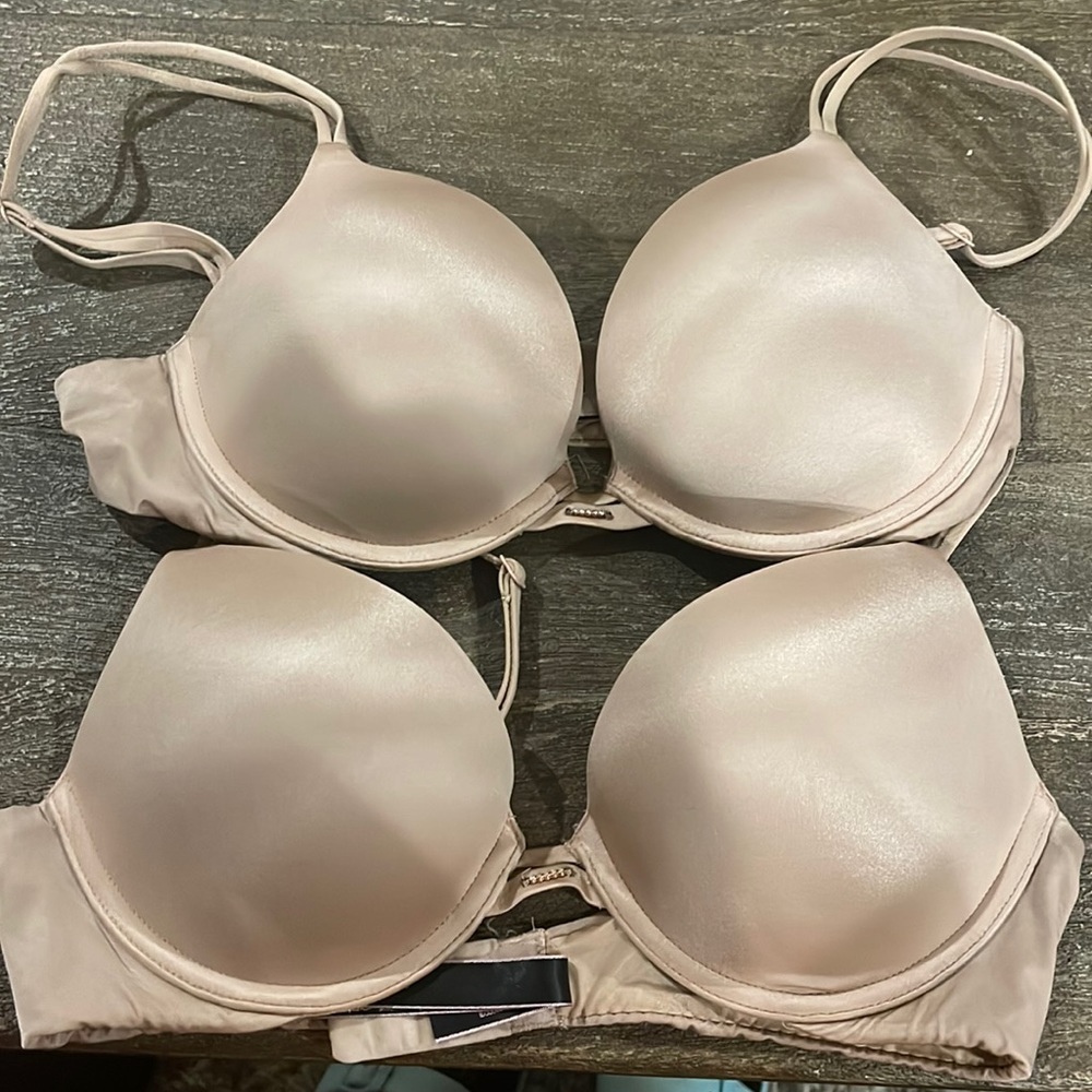 Victoria’s Secret Very Sexy Push-up 34B